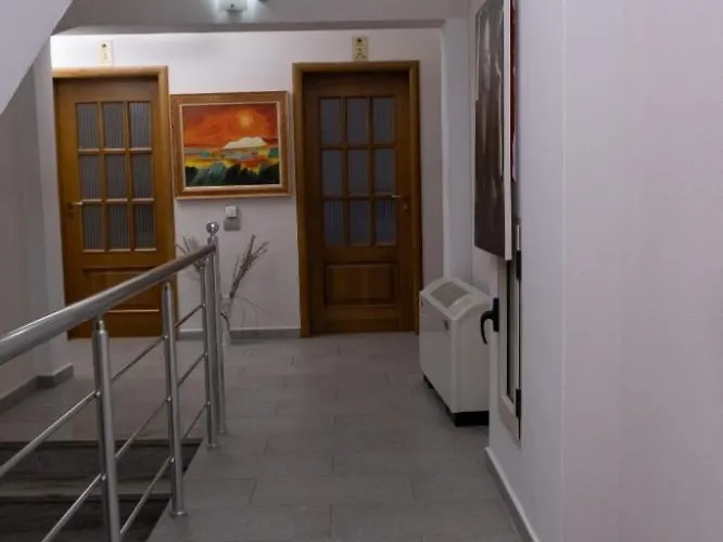 Albjona * Тирана