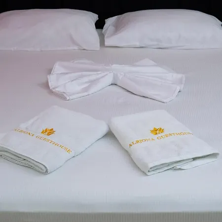 Albjona Guest house *