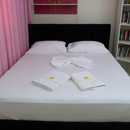 Albjona Guest house *